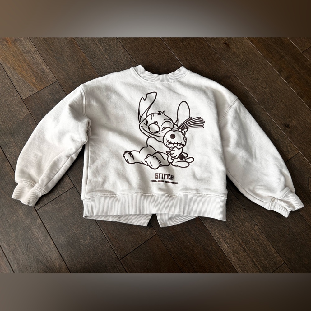 Disney Zara collab lilo & stitch sweater size 8/9